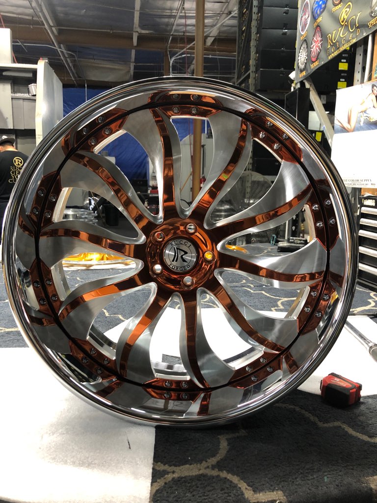 24 Rucci Chopper Wheels Brushed Chrome Two Paint RIMS Staggered